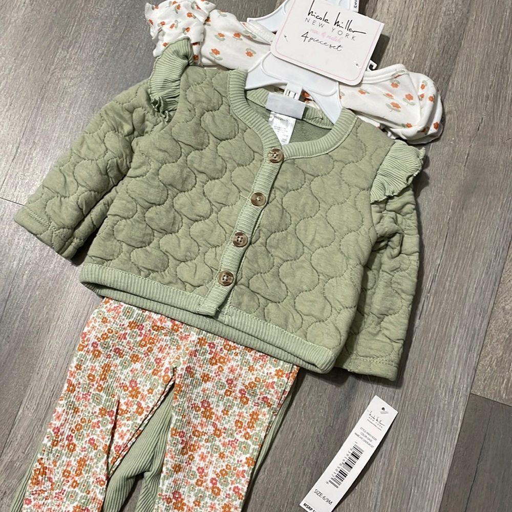 Floral & Green Four Piece Set